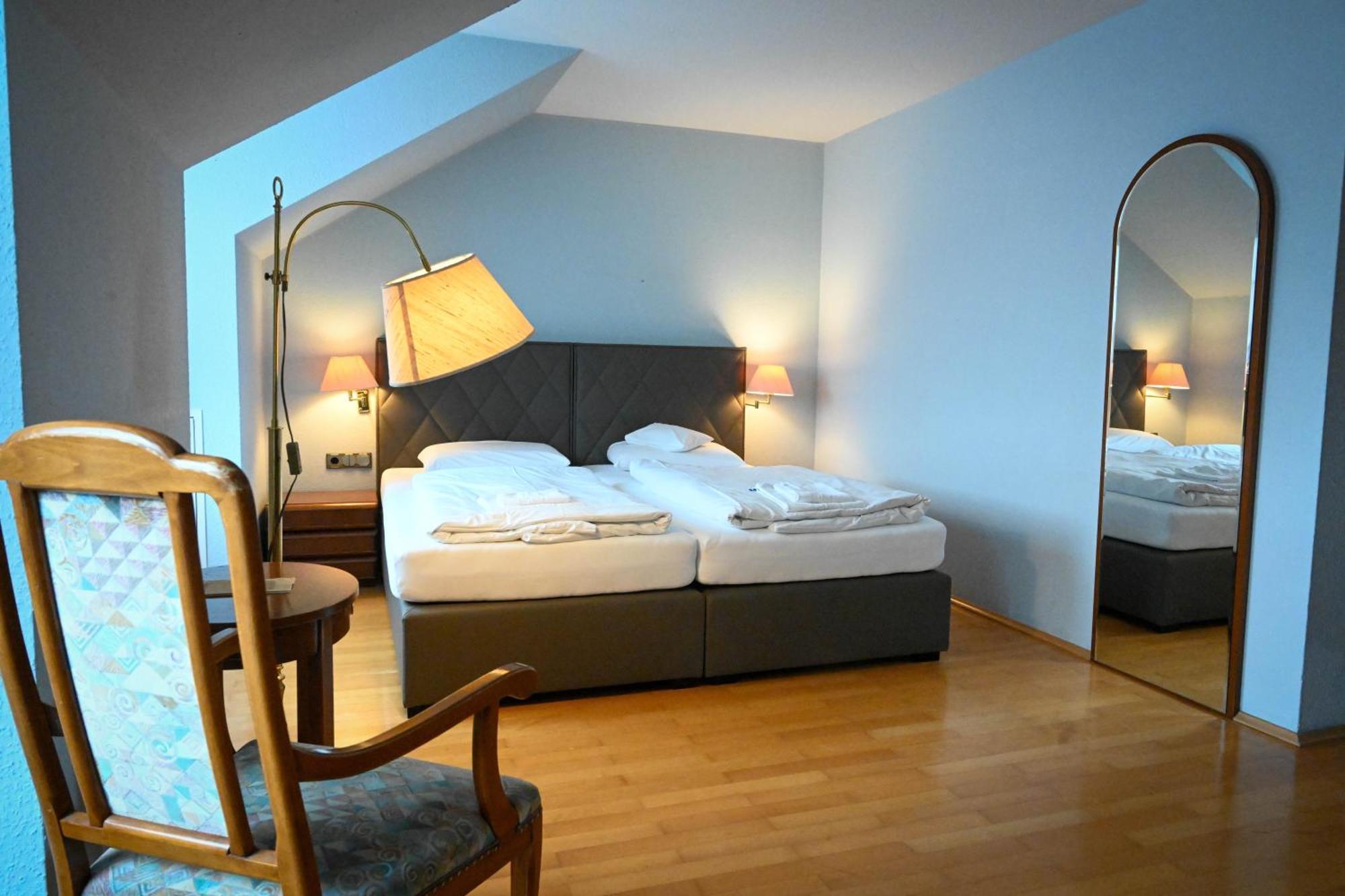Akzent Hotel Gut Hoeing Унна Экстерьер фото